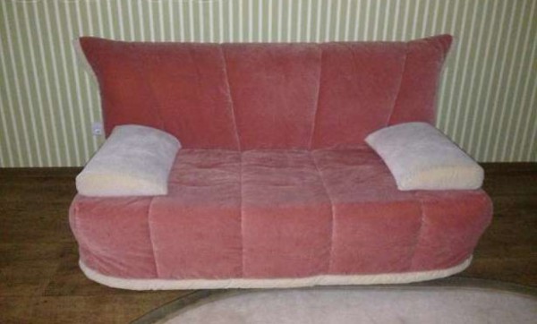 красивый диван-кровать фирмы