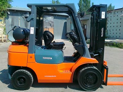 газовый погрузчик Toyota 02-7FGF30