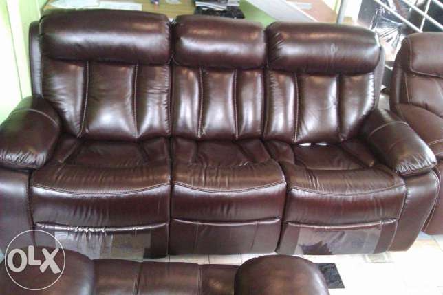 Кожаный диван-реклайнер 3-ка К-131