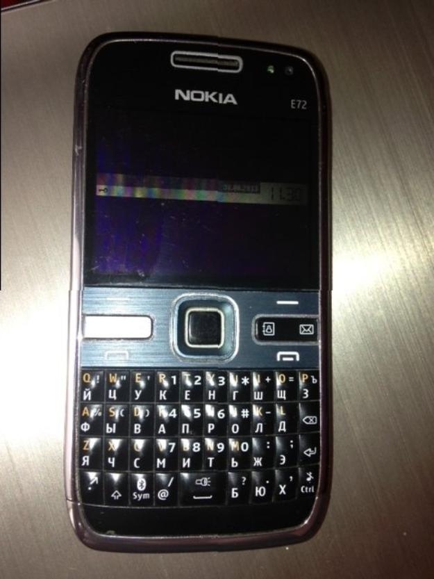 смартфон NOKIA E72