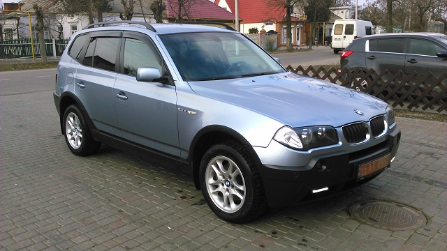 Автомобиль BMW X3 подержанный
